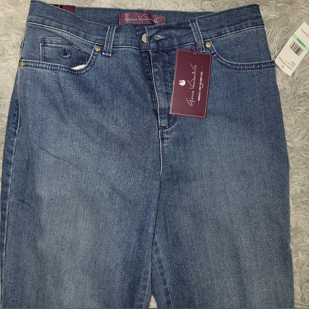 Gloria Vanderbilt “Amanda” Classic Rise, Tapered Leg, Stretch Jeans, 8 Reg/Avg - Picture 4 of 6